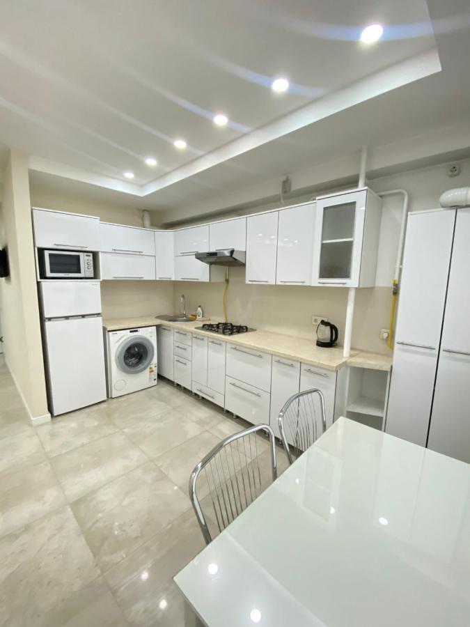 New Lux Apartment In Kişinev Dış mekan fotoğraf